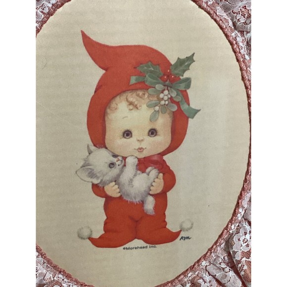 Vintage Ruth Morehead Christmas Wall Hanging Lace Holly Baby And Kitten & Bear - Picture 3 of 13